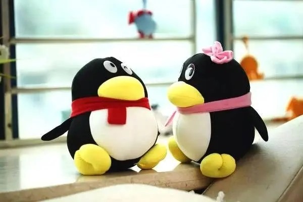 怎样将QQ好友一键转移到另一个QQ号上？